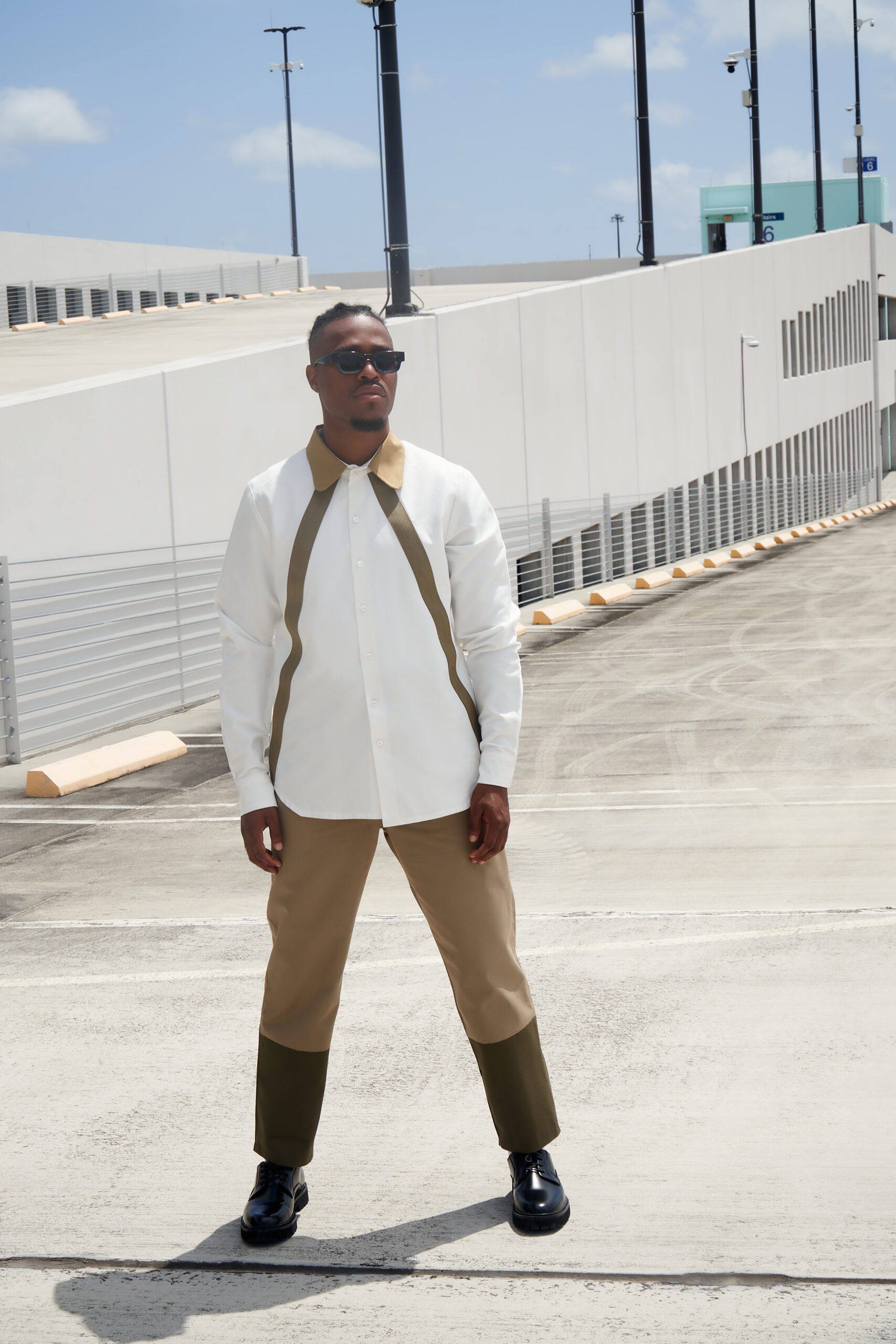 Color-block Tapered Slacks